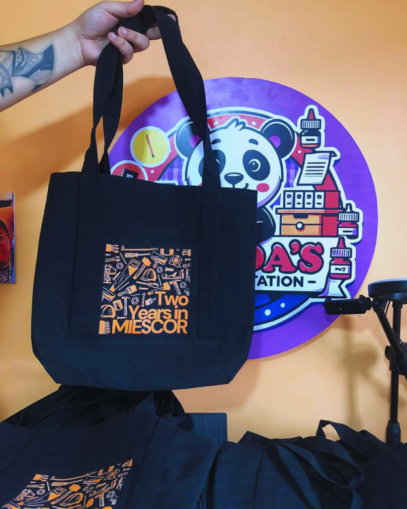 Tripple Black Canvas